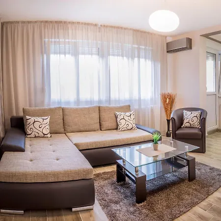 Appartamento Dositejeva 13 *