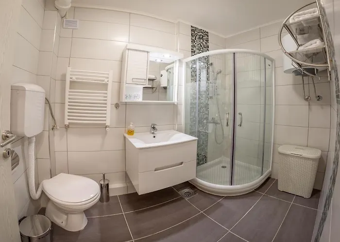 Dositejeva 13 * Bělehrad